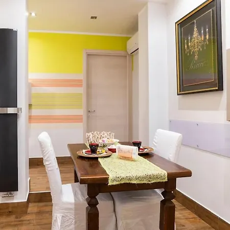Lily's - Near Harbor And Downtown With Terrace - Italy Flat Vacation Apartment Genua