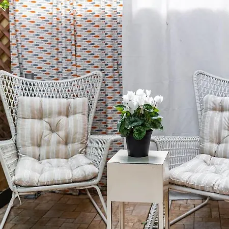 Lily's House, Terrace And Free Parking Near Harbor Gênes