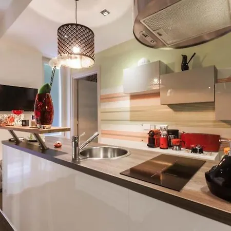 Lily's House, Terrace And Free Parking Near Harbor *