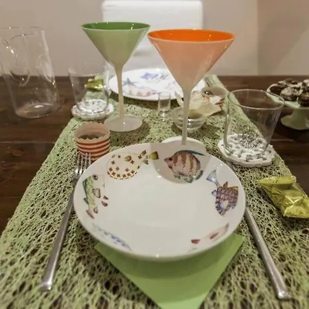 Lily's House, Terrace And Free Parking Near Harbor