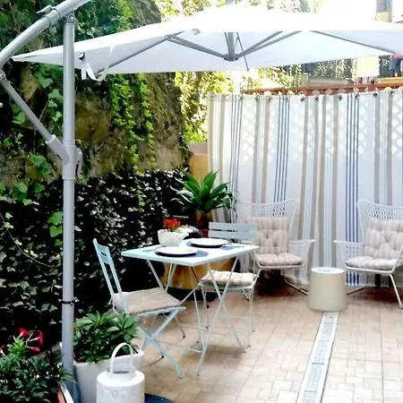 公寓 Lily's House, Terrace And Free Parking Near Harbor *