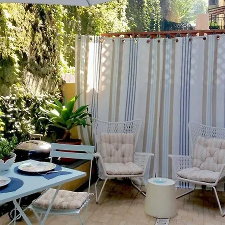 Lily's House, Terrace And Free Parking Near Harbor