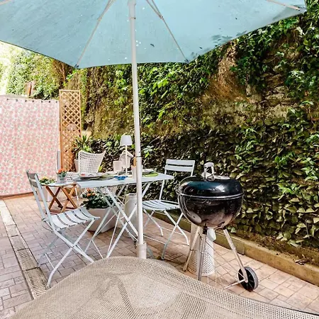Lily's House, Terrace And Free Parking Near Harbor Apartment *