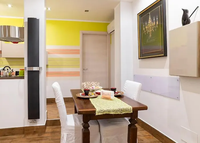 Lily's House, Terrace And Free Parking Near Harbor Apartman Genova