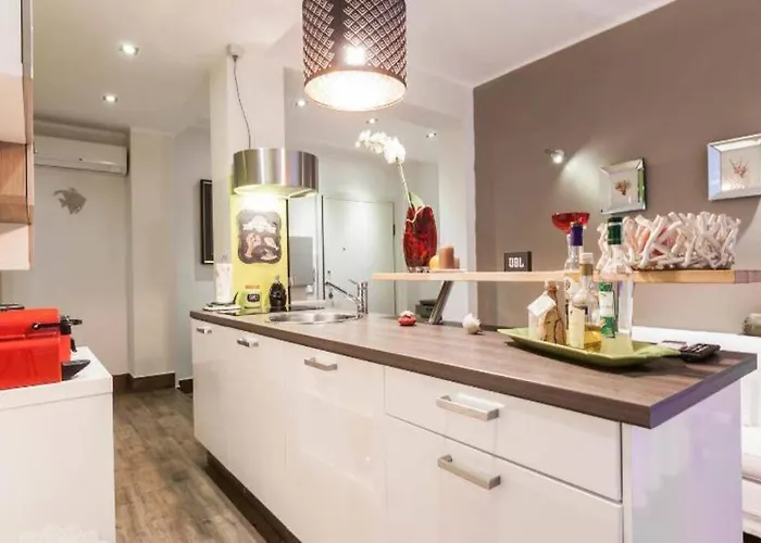 Lily's House, Terrace And Free Parking Near Harbor * Genua