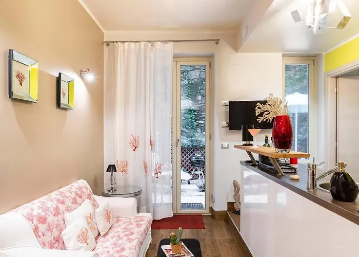 Lily's House, Terrace And Free Parking Near Harbor Lägenhet Genua