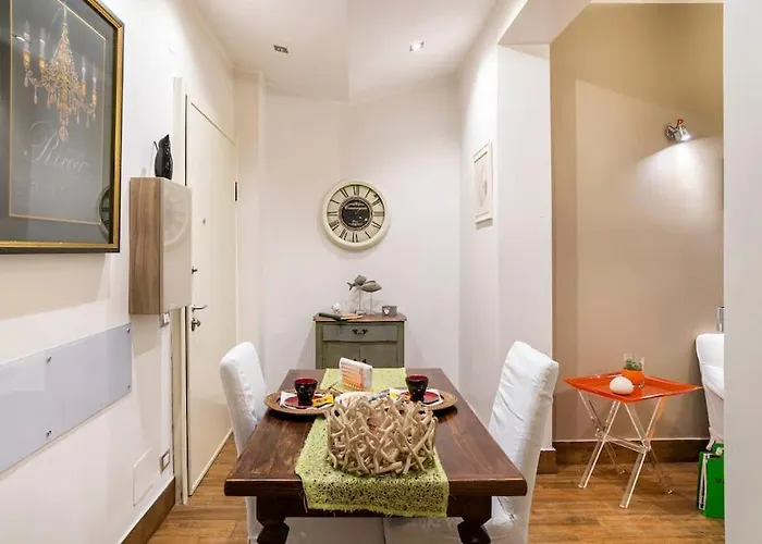 Lily's House, Terrace And Free Parking Near Harbor Apartman