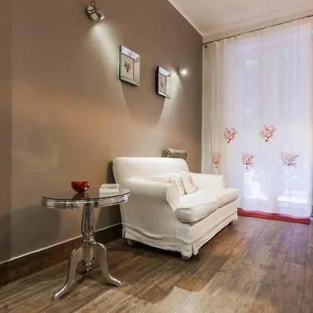Lily's House, Terrace And Free Parking Near Harbor Genua